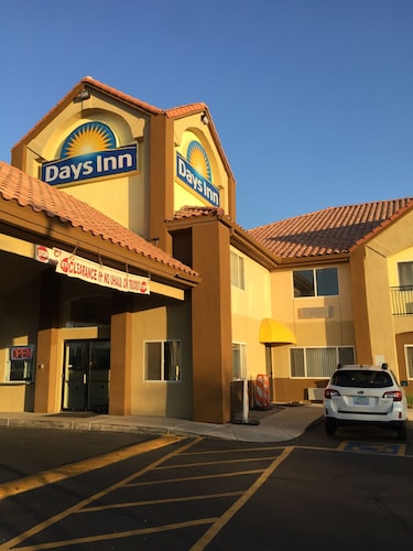 Check Expedia for Availability of Days Inn by Wyndham Phoenix North