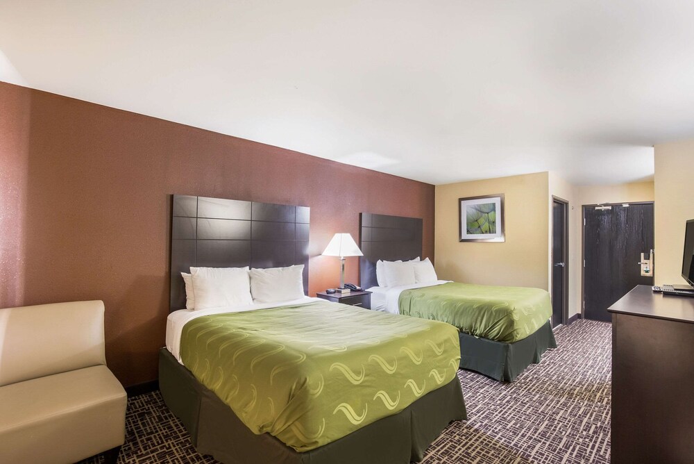 Quality Inn & Suites Caseyville - St. Louis