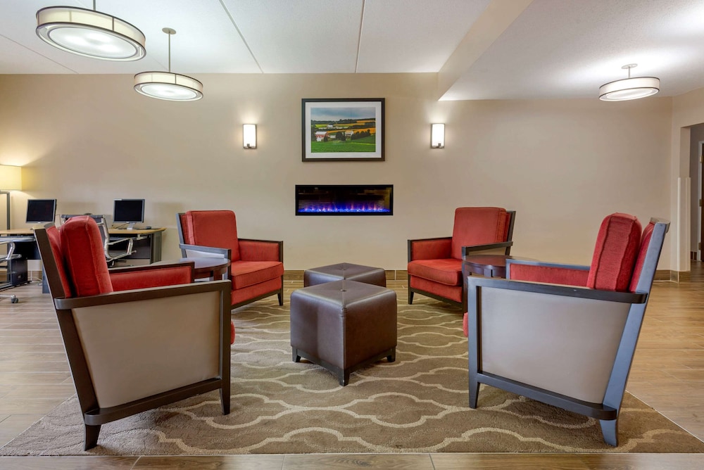 Comfort Inn & Suites Wilkes Barre - Arena