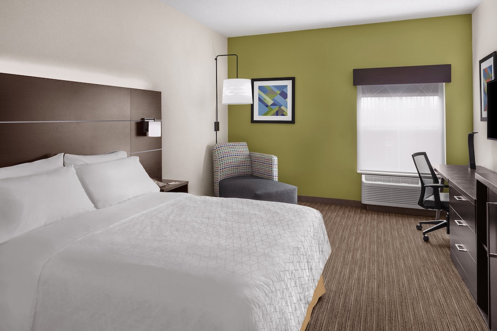 Holiday Inn Express Hotel & Suites Asheville Outlets, an IHG Hotel