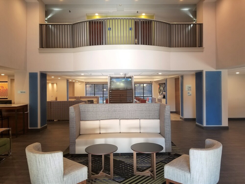 Holiday Inn Express Columbia - Two Notch, an IHG Hotel