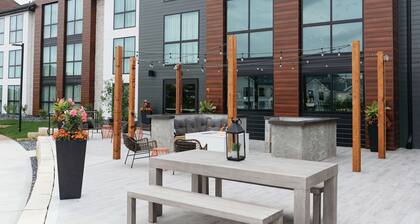Revel Hotel Des Moines Urbandale, Tapestry Collection by Hilton