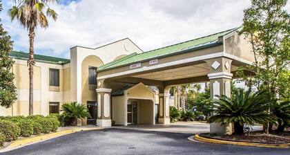 Quality Inn Darien - North Brunswick