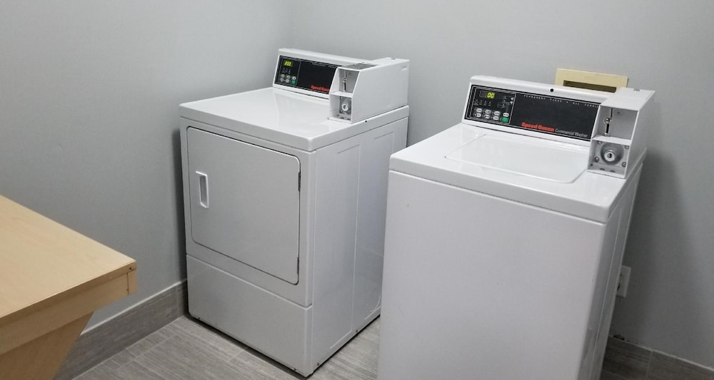 Laundry room, Best Western Shallotte / Ocean Isle Beach Hotel