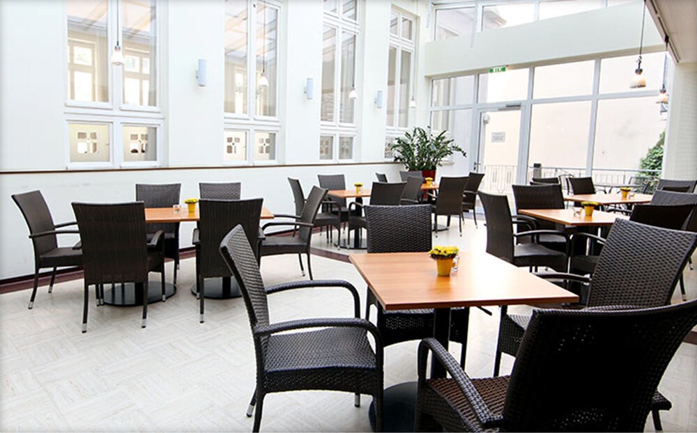 Www Hotel Dietrich Bonhoeffer Expedia Www Hotel Dietrich Bonhoeffer Expedia