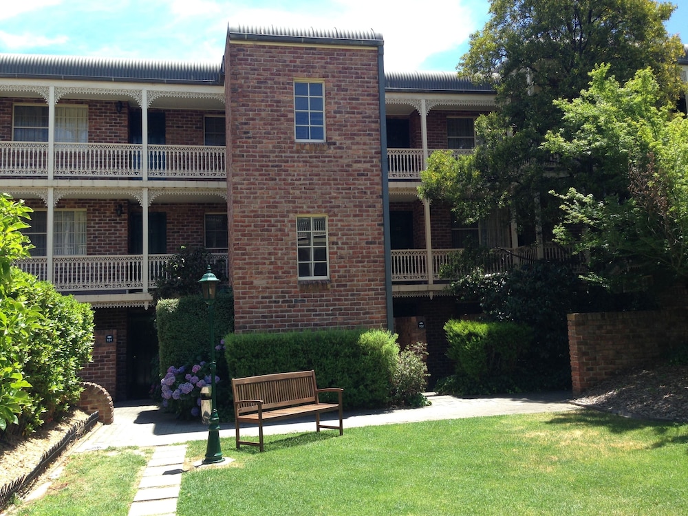 Adina Serviced Apartments Canberra Kingston