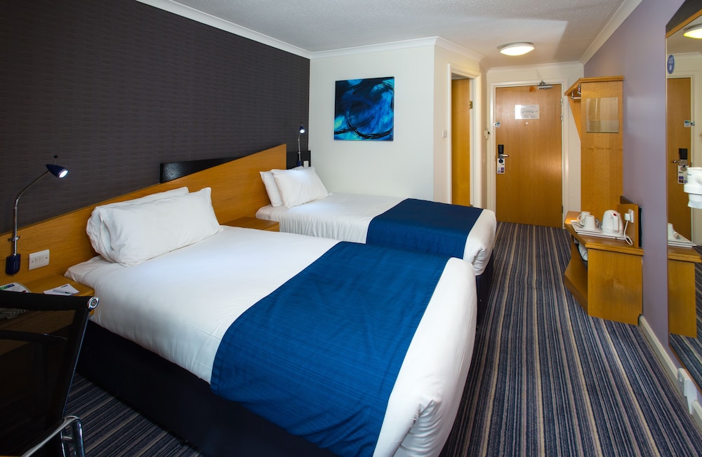 Holiday Inn Express Stafford, an IHG Hotel