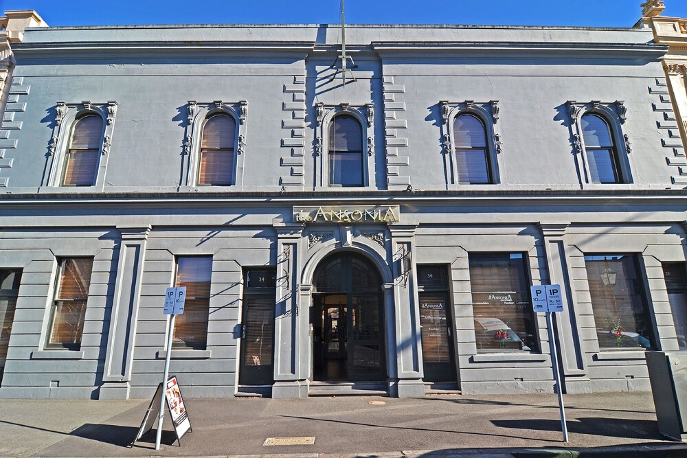 Ansonia on Lydiard