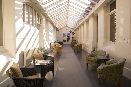 10 Historic Hotels in Victoria for 2023 | Expedia