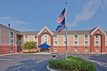 Candlewood Suites East Syracuse - Carrier Circle
