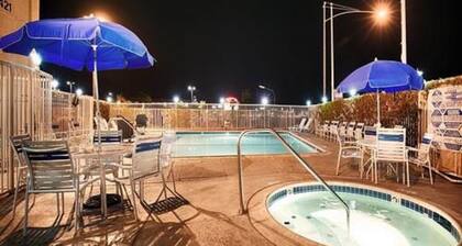 Best Western John Jay Inn