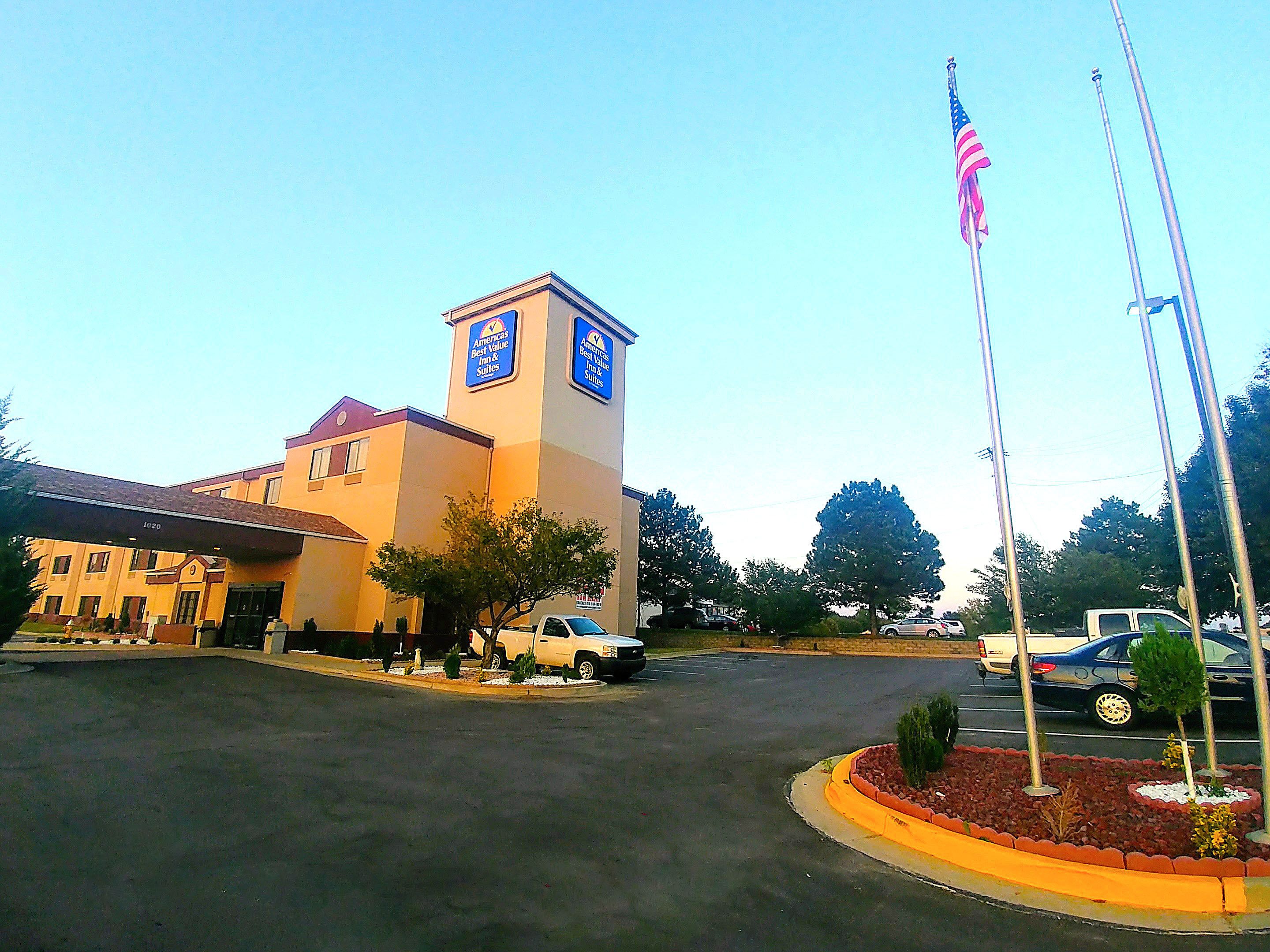 Americas Best Value Inn Suites Lee S Summit Kansas City In