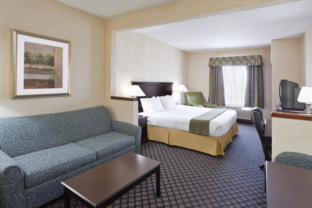 Room, Holiday Inn Express Hotel & Suites Sunbury - Columbus Area, an IHG Hotel