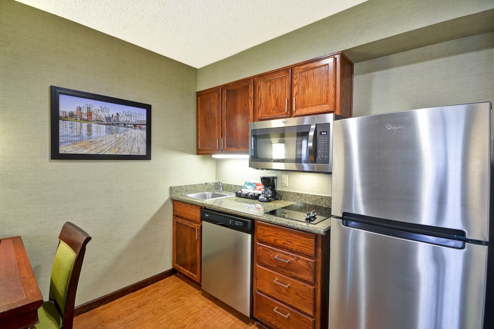 Homewood Suites by Hilton Hillsboro/Beaverton