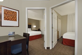 Towneplace Suites By Marriott Fort Worth Southwest Tcu Area