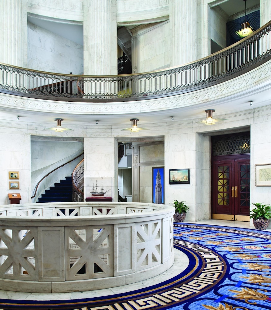 marriott vacation club pulse at custom house boston