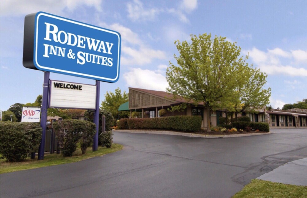 Rodeway Inn & Suites