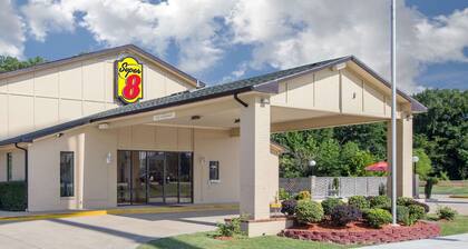 Super 8 by Wyndham Clarksville AR