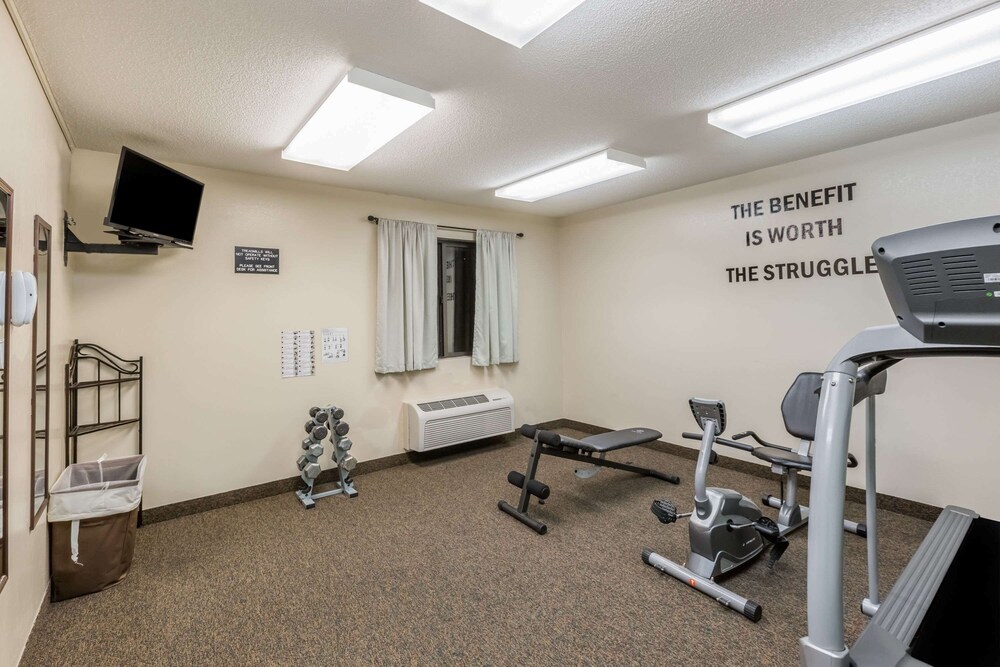 Fitness facility, Super 8 by Wyndham Manhattan KS