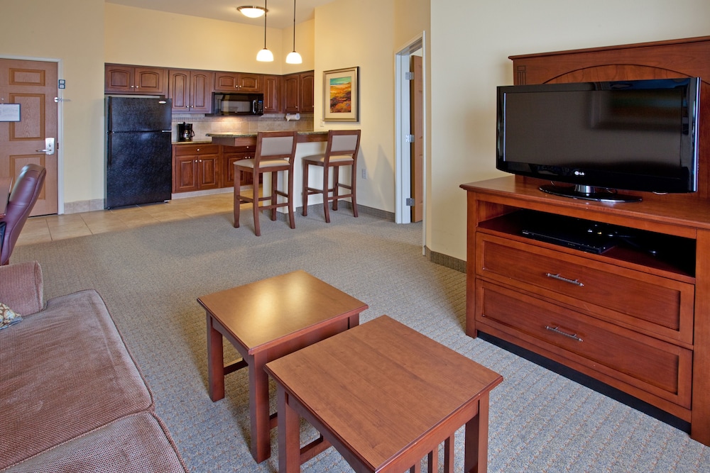 Staybridge Suites Elkhart, an IHG Hotel