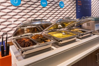 Holiday Inn Express Branford-New Haven