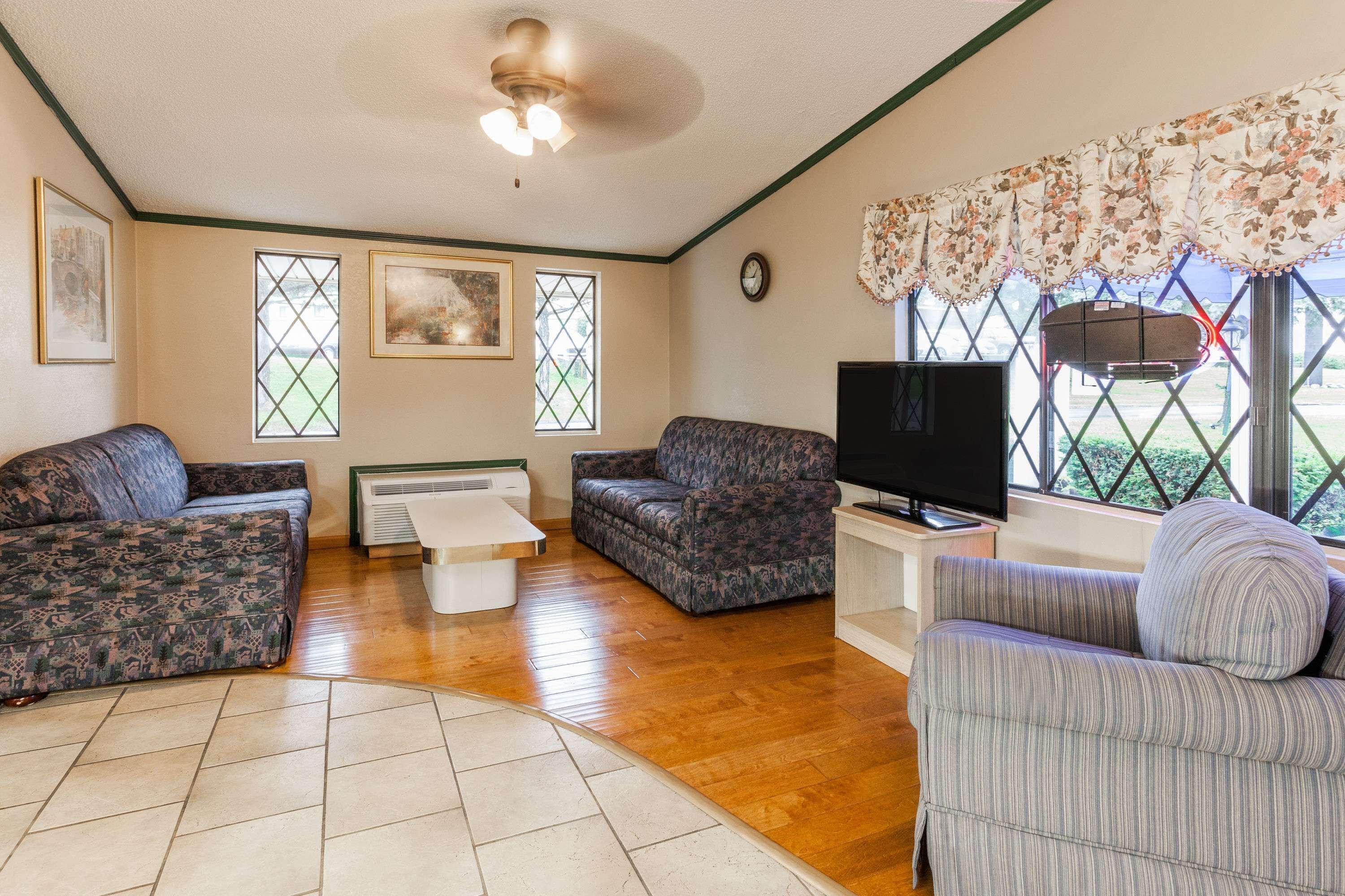 Knights Inn Farmington Hill in Farmington Hills, United States
