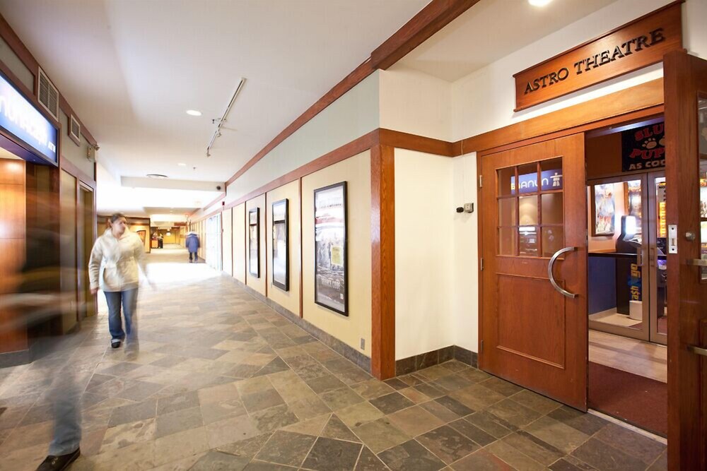 Frobisher Inn in Iqaluit | Best Rates & Deals on Orbitz