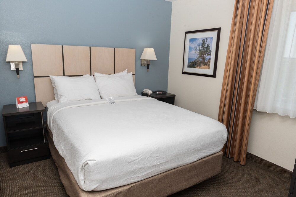 Sonesta Simply Suites Irvine Spectrum