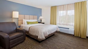 Hypo-allergenic bedding, in-room safe, desk, iron/ironing board