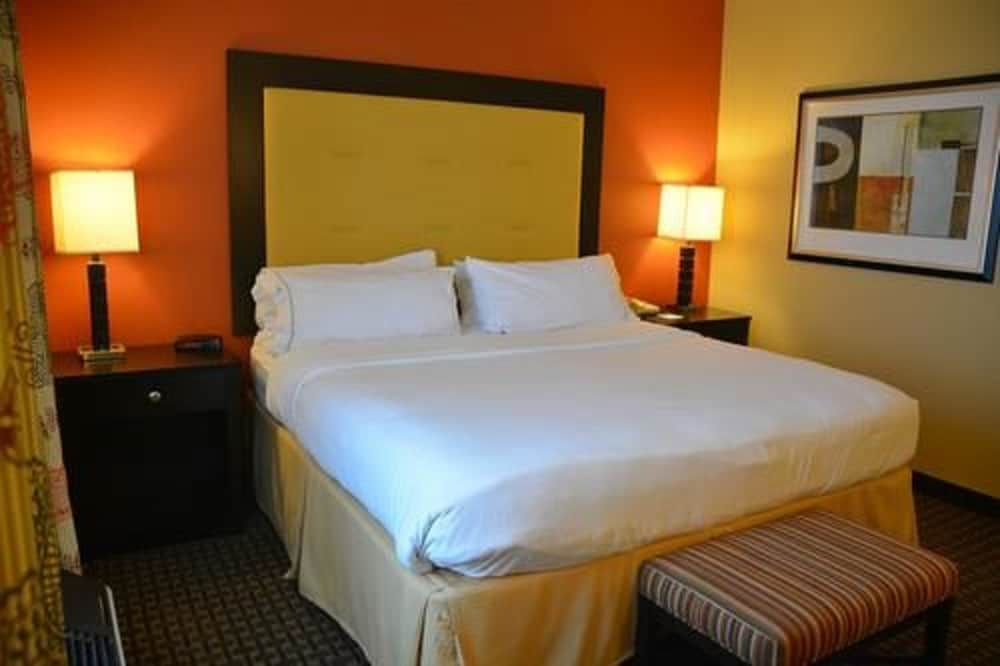 Country Inn & Suites by Radisson, Evansville, IN