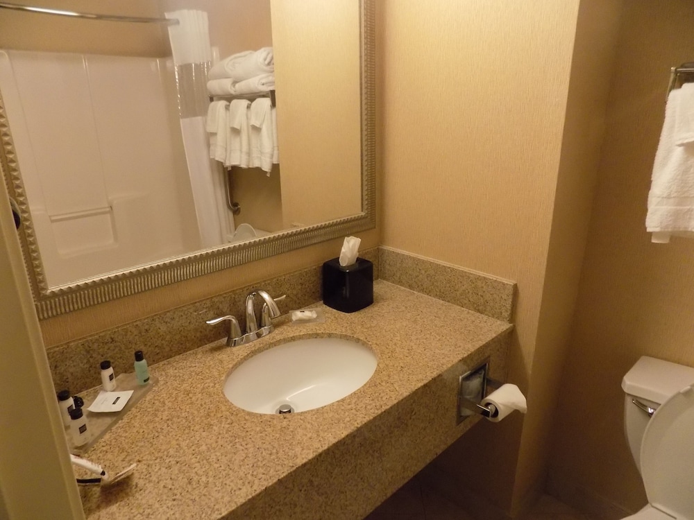 Country Inn & Suites by Radisson, Evansville, IN