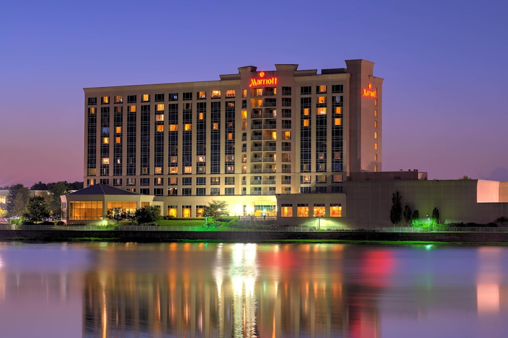 Exterior, Marriott Indianapolis North