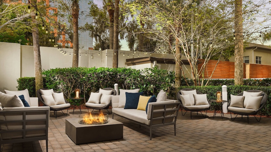 Courtyard by Marriott Orlando Downtown