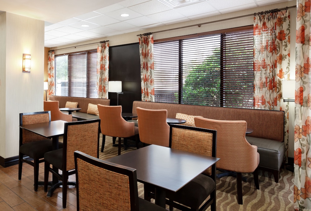 Lobby, Hampton Inn Spring Hill