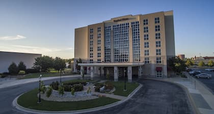 Hotel Topeka at City Center