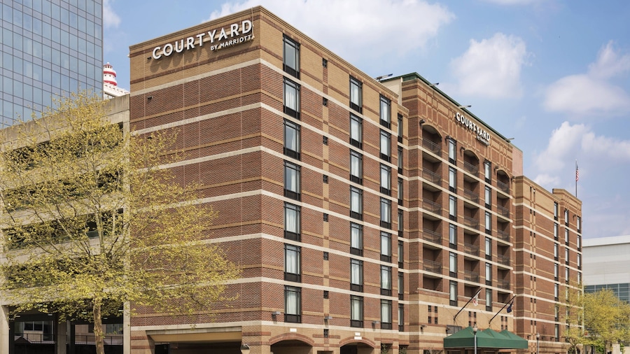 Courtyard by Marriott Louisville Downtown