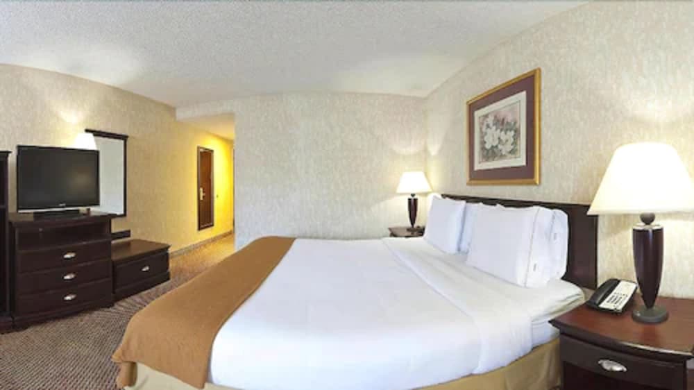 Holiday Inn Express Hotel & Suites Corinth, an IHG Hotel