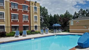 Seasonal outdoor pool