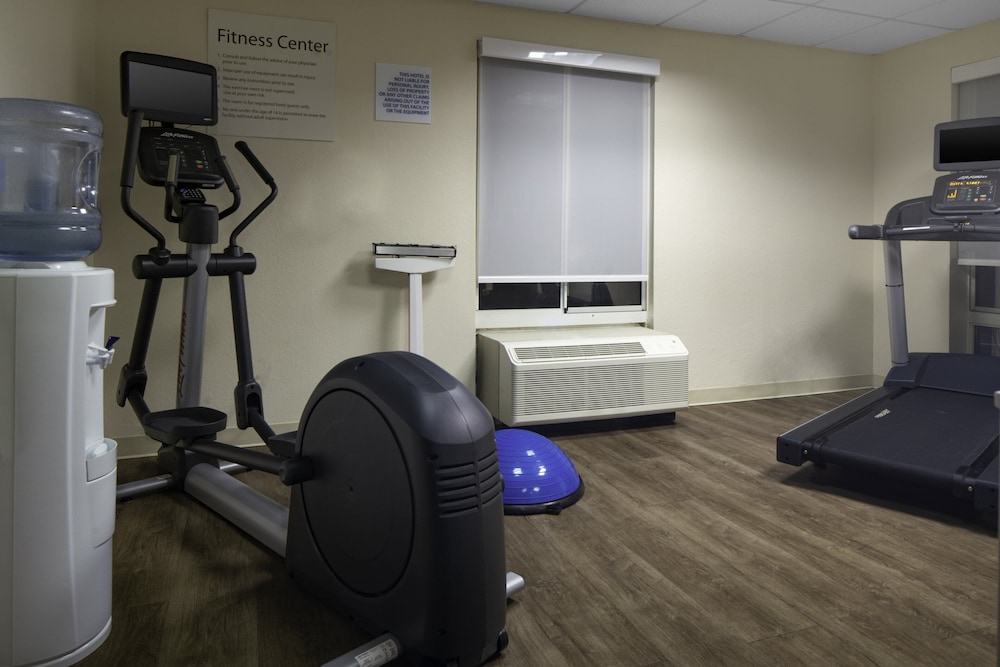 Fitness facility, Holiday Inn Express N.Myrtle Beach- Little River, an IHG Hotel