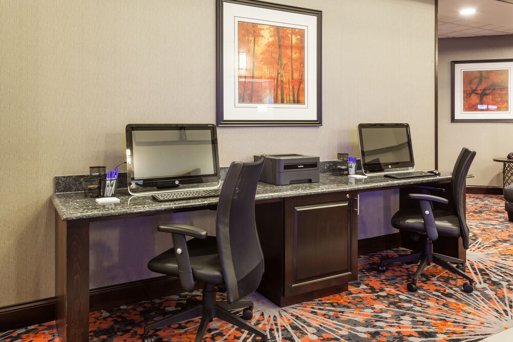 Holiday Inn Express Hotel & Suites Rapid City, an IHG Hotel