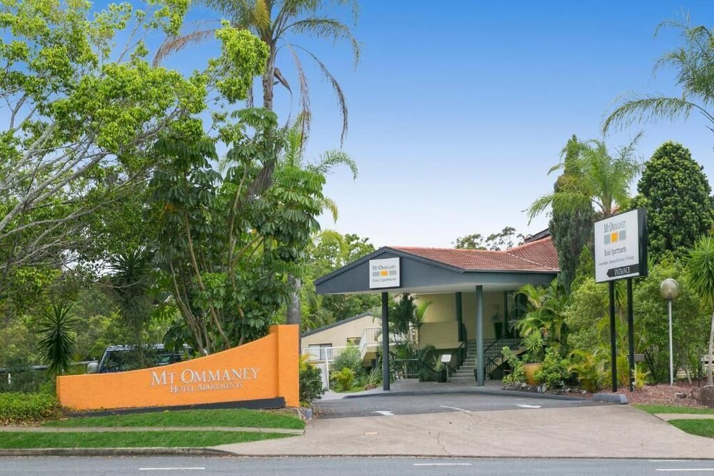 Mt Ommaney Hotel Apartments