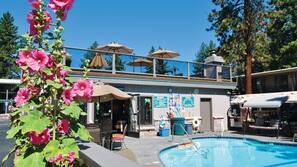 2 outdoor pools, sun loungers
