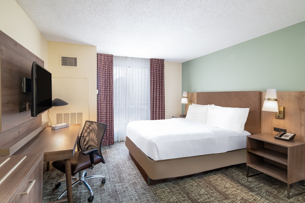 Staybridge Suites Memphis - Poplar Ave East, an IHG Hotel