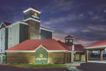 La Quinta Inn & Suites by Wyndham Las Vegas Summerlin Tech