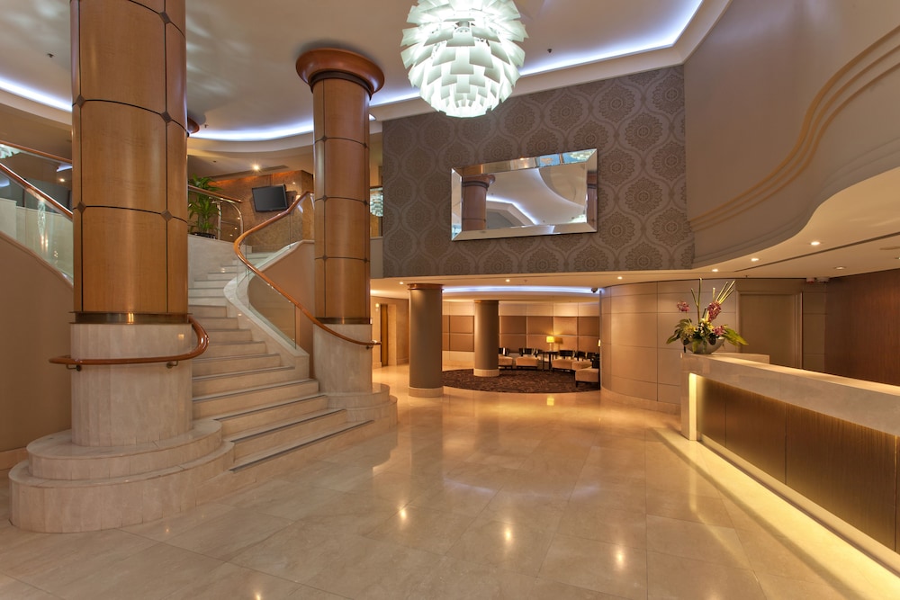 Radisson Hotel & Suites Sydney