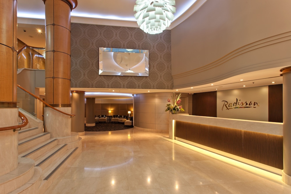 Radisson Hotel & Suites Sydney