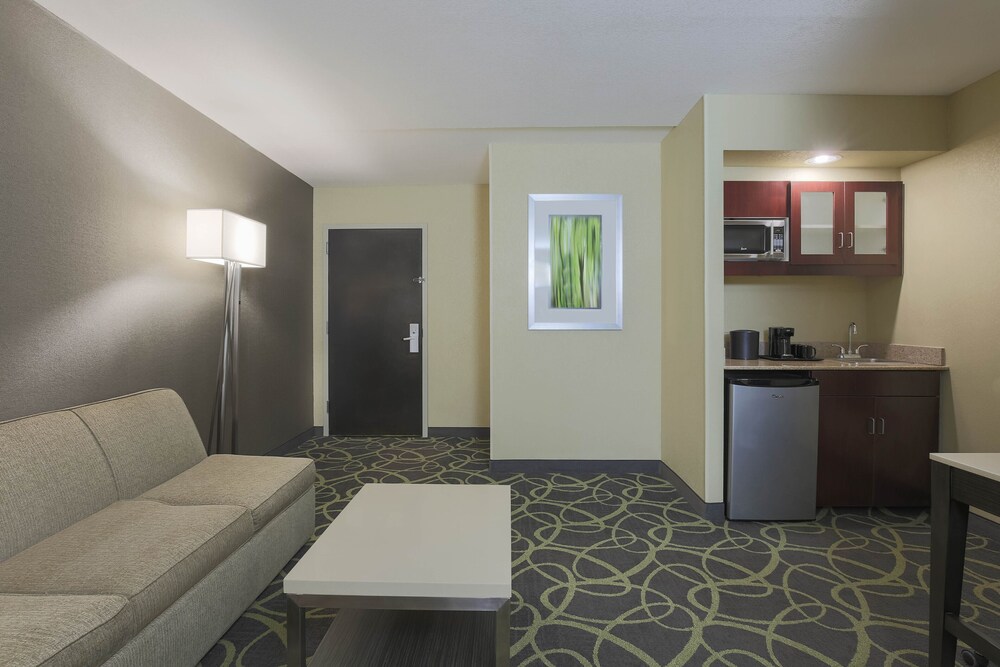 Springhill Suites Marriott Quail Springs