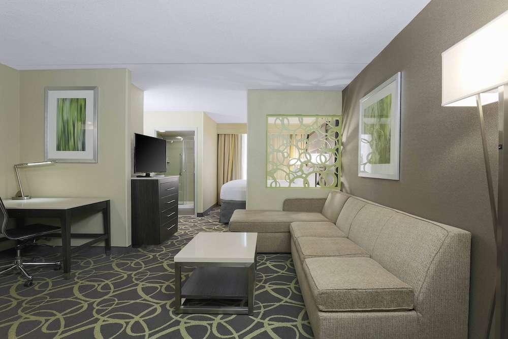 Springhill Suites Marriott Quail Springs