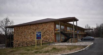AmeriVu Inn & Suites - Gilbertsville