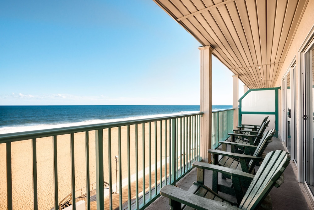 Balcony, Days Inn by Wyndham Ocean City Oceanfront